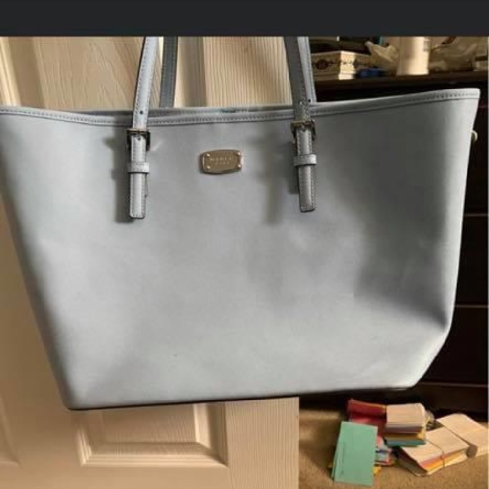 Micheal Kors bag